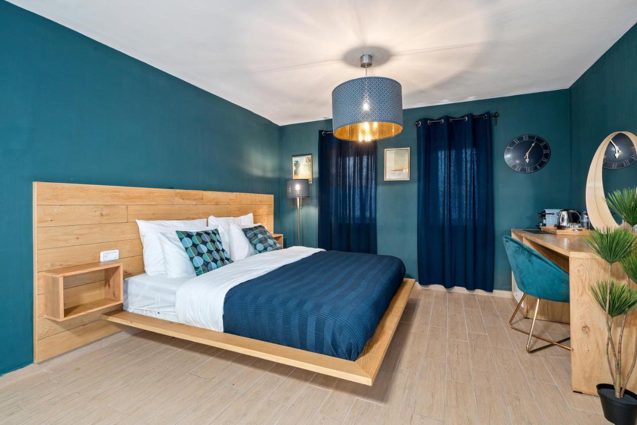 Hotel La Finca - Luxury Suites Hotel Беэр-Шева Экстерьер фото