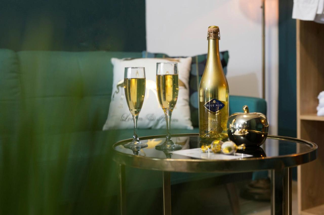 Hotel La Finca - Luxury Suites Hotel Беэр-Шева Экстерьер фото